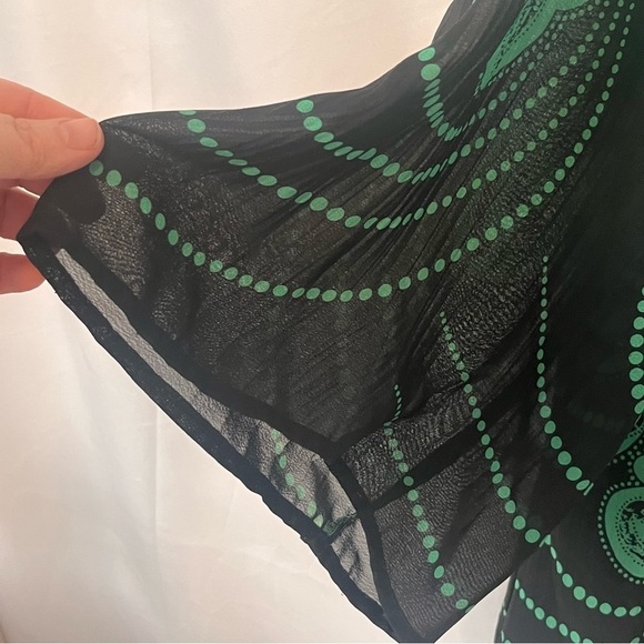 LANE BYRANT, Plus Size, Button Up, Green and Black, Shirt. Size 26/28 - Picture 3 of 13